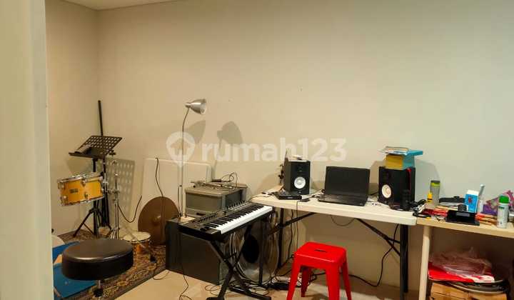 Dijual Rumah Siap Huni Jl. Sumatera , Lippo Karawaci - Tangerang