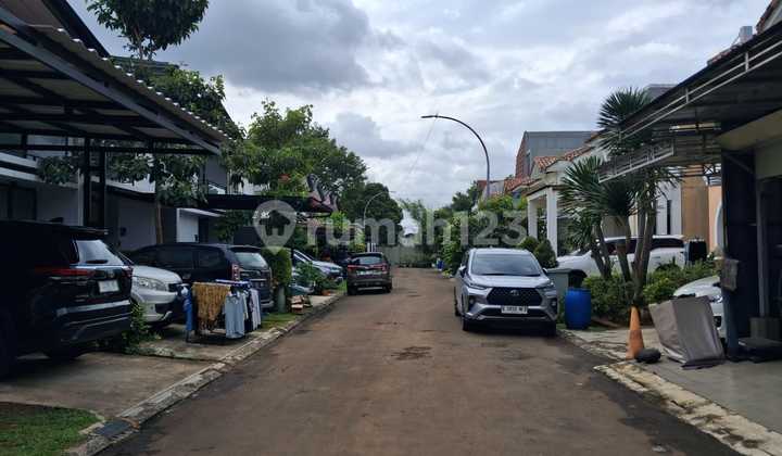 Dijual Rumah Taman Imam Bonjol , Lippo Karawaci - Tangerang 2