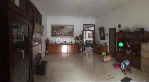 Rumah Murah Menteng Jakarta Pusat Hitung Tanah Pinggir Jalan Cocok Untuk Usaha 2