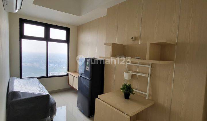 Disewakan Apartemen Chadstone Cikarang Full Furnished New Lantai Tinggi 1