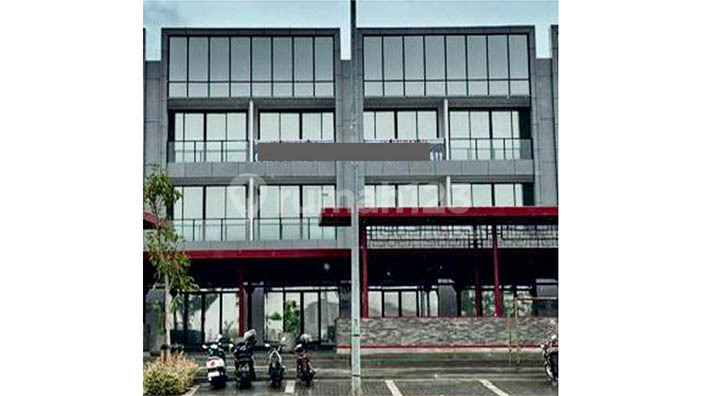 Disewakan Murah Ruko Mega Kuningan 3 Lantai Pik 2