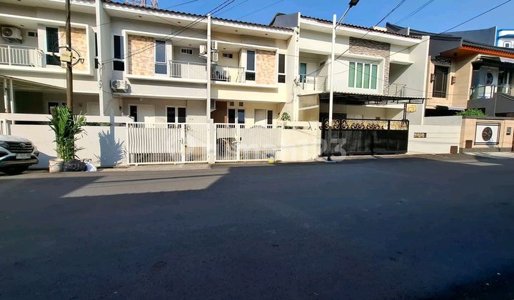 Rumah Gading Griya Lestari, Kelapa Gading, Jakarta Utara