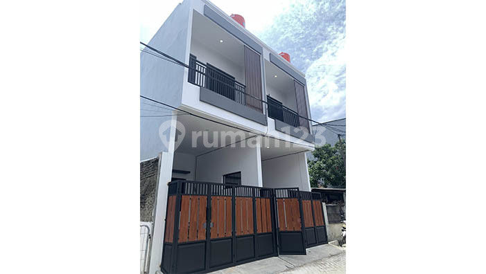 Rumah 2 Lantai Di  Poris Indah, Cipondoh Tangerang
