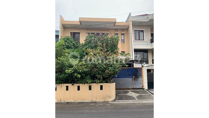 Rumah 2 Lantai di Metro Permata, Karang Tengah 