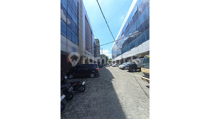 Ruko Jl Lodan Raya, Ancol Luas 4,5x16m2 Ruko Jl Lodan Raya, Ancol Luas 4,5x16m2