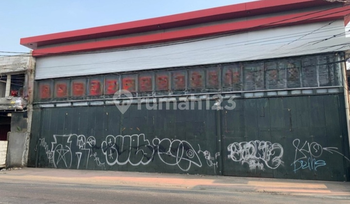 For Rent Showroom Husein Sastra Negara - Juru Mudi Benda