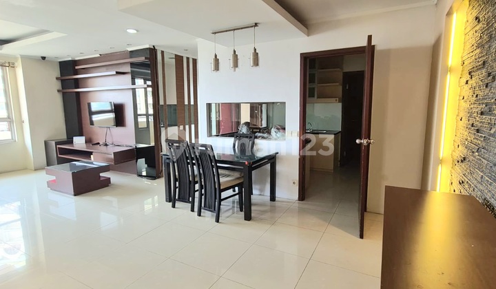 Apartemen Paladian Park 3+1 BR Luas 140 Tower C Furnished Apartemen Paladian Park 3+1 BR Luas 140 Tower C Furnished