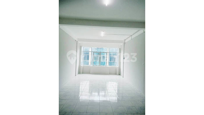 Ruko 3 Lantai Di Komplek Arcadia, Daan Mogot