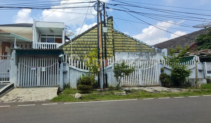 Rumah Tua Hitung Tanah Luas 240, Pulomas Timur