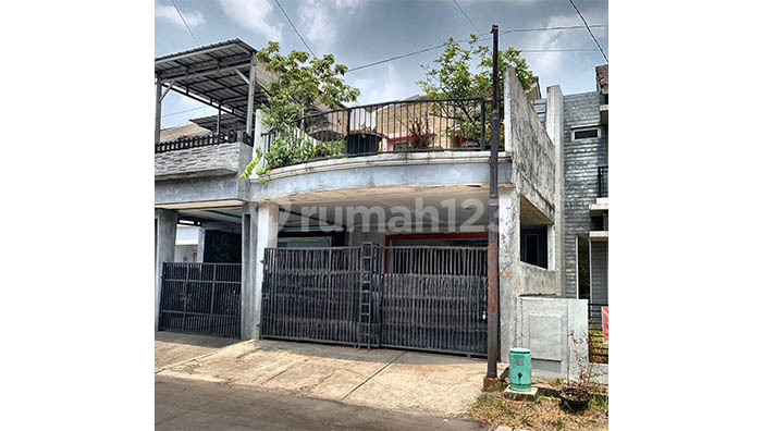 Rumah2 Lantai Duta Garden, Bebas Banjir, Dalam Cluster 2