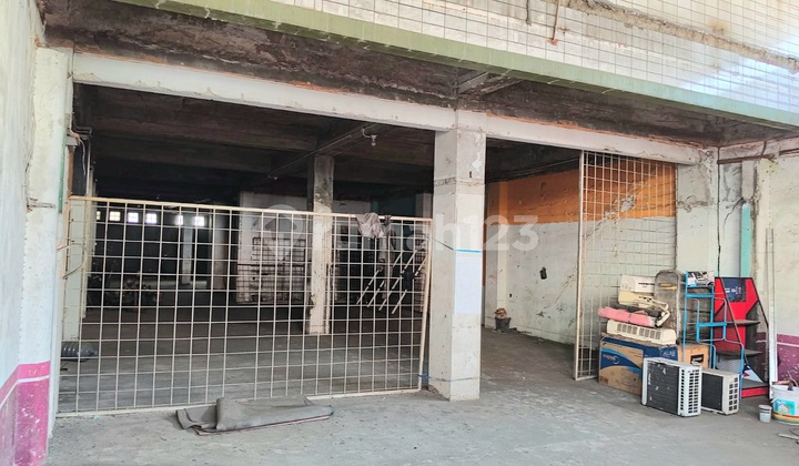 Business Space Kramat Jaya, West Semper