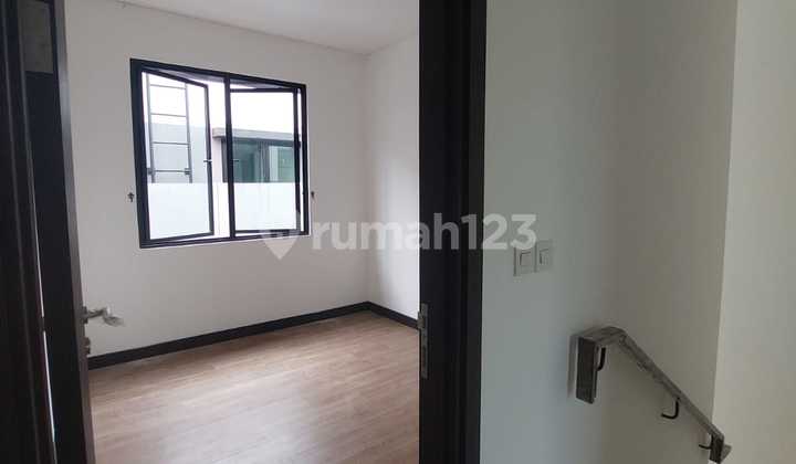 Wtl / For Rent Ready-to-Live-In House, Never Occupied, and Strategic Location in Hiera Cluster Welton, Bsd City, Pagedangan, Tangerang, Banten 2