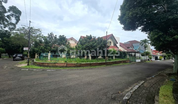 Wts / Dijual Cepat Rumah Siap Huni, Posisi Hoek, dan Lokasi Sangat Strategis di Anggrek Loka, Bsd City, Serpong, Tangerang Selatan, Banten Wts / Dijual Cepat Rumah Siap Huni, Posisi Hoek, dan Lokasi Sangat Strategis di Anggrek Loka, Bsd City, Serpong, Tangerang Selatan, Banten