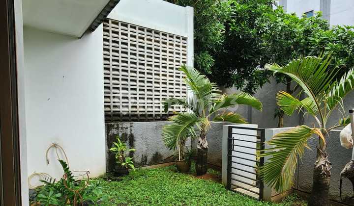 For Sale / Quick Sale Ready-to-Occupy and Highly Strategic House in Foresta Cluster Primavera, BSD City, Pagedangan, Tangerang, Banten 2