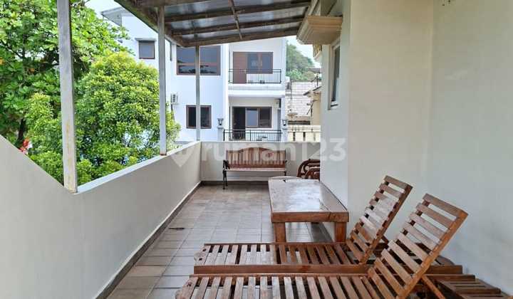 Wtl / Disewakan Rumah Siap Huni dan Lokasi Strategis di Taman Giri Loka, Bsd City, Serpong, Tangerang Selatan, Banten 2