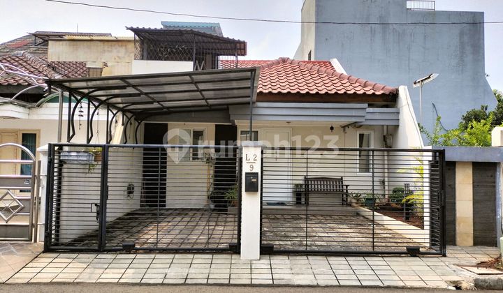 Rumah Asri Terawat 1,5 Lantai Taman Permata Buana