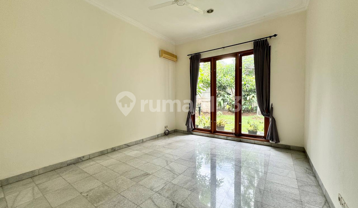 Rumah Semi Furnished Cilandak, Jakarta Selatan Rumah Semi Furnished Cilandak, Jakarta Selatan
