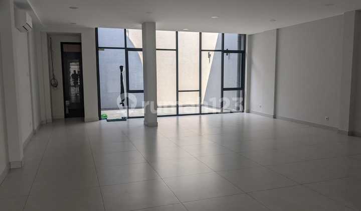 Ready to Occupy, Ruko Pondok Indah South Jakarta 2