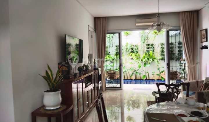 Rumah Unfurnished SHM Menteng, Jakarta Pusat