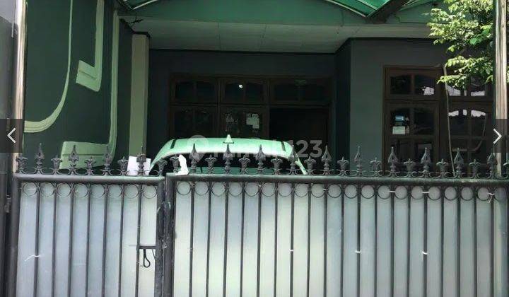 Dijual Cepat Rumah 2 Lt Hadap Taman Komp Ptb Duren Sawit 2