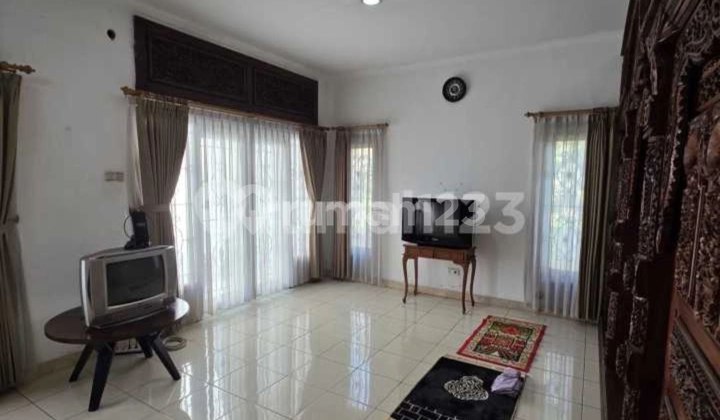 For Rent / Sale Large House In Kota Baru Parahyangan For Rent / Sale Large House In Kota Baru Parahyangan