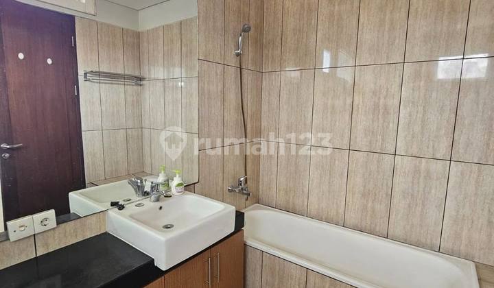 346 DISEWAKAN RUMAH SENOPATI AREA TENANG STRATEGIS SIAP HUNI 346 DISEWAKAN RUMAH SENOPATI AREA TENANG STRATEGIS SIAP HUNI