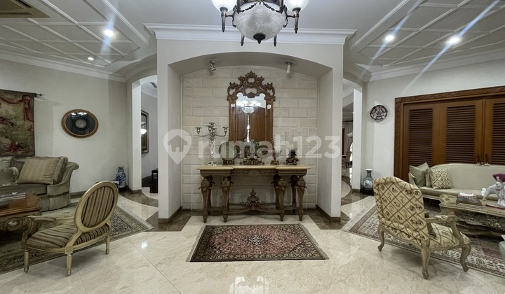 1026 DIJUAL RUMAH MEWAH CLASSIC PONDOK INDAH HADAP TAMAN FAVORIT