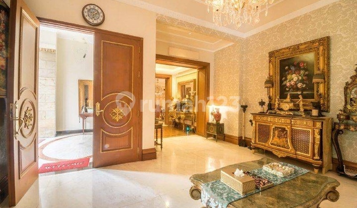 BNK-DIJUAL RUMAH MEWAH MENTENG POSISI HOEK TURUN HARGA DARI 125 M 2