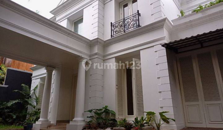 Dijual Rumah Menteng Yang Luas Dan Mewah 1