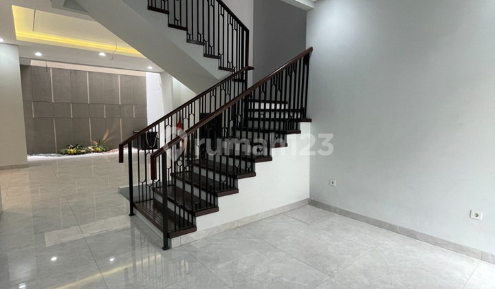 1273 DIJUAL RUMAH BARU BRAND NEW MODERN MINIMALIS CEMPAKA PUTIH 2