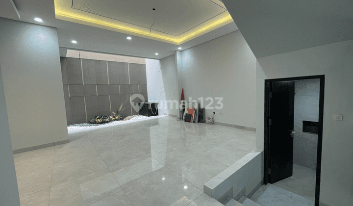 Dijual Rumah Baru Brand New Modern Minimalis Cempaka Putih 2