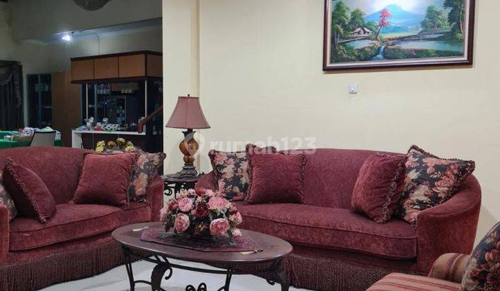 Dijual Cepat Rumah Menteng Siap Huni Yang Asri Dan Nyaman 2