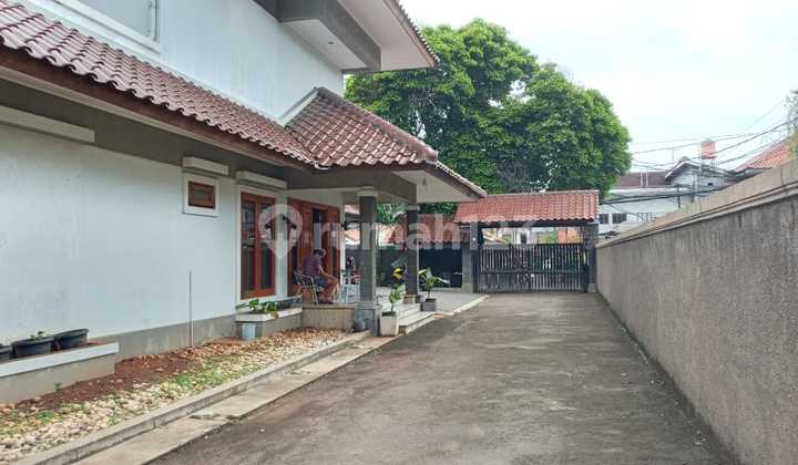 YS2 DIJUAL RUMAH TINGGAL CILANDAK CARPORT LUAS SELANGKAH KE MALL 2
