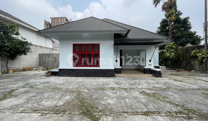 1288 RUMAH VINTAGE COLONIAL UNTUK CAFE RESTO OFFICE PARKIR LUAS 1288 RUMAH VINTAGE COLONIAL UNTUK CAFE RESTO OFFICE PARKIR LUAS