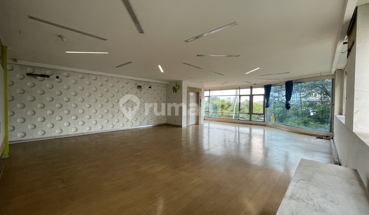 867 DISEWAKAN RUKO LEBAR 9 DEKAT PINTU KELUAR TOL KEBON JERUK