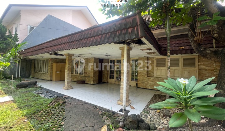 594 OLD HOUSE FOR SALE IN MENTENG, PRIME STRATEGIC LOCATION, LAND SIZE INCLUDED