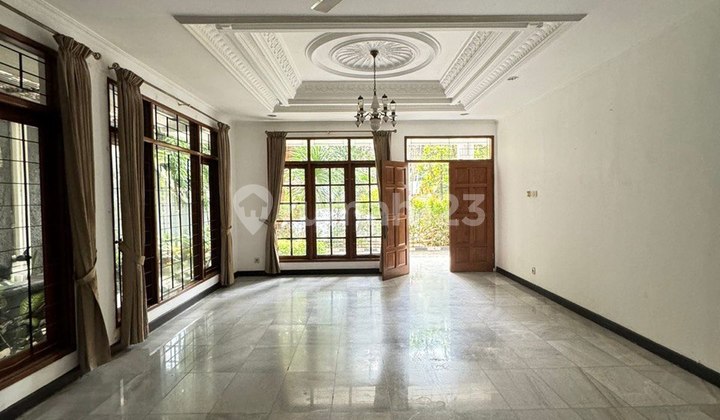 312 DISEWAKAN RUMAH PATRA KUNINGAN COCOK UNTUK SILENT OFFICE 2