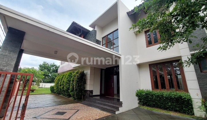 656 FOR RENT LUXURY HOUSE IN SENAYAN STRATEGIC LOCATION READY TO OCCUPY 656 FOR RENT LUXURY HOUSE IN SENAYAN STRATEGIC LOCATION READY TO OCCUPY