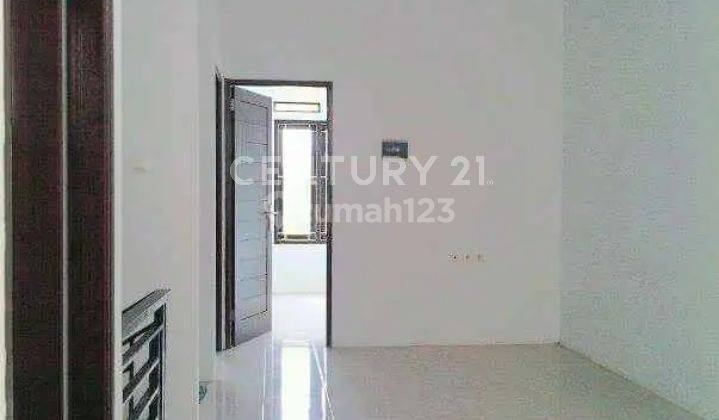 Dijual Rumah 3 Lantai Di Jalan Kejaksaan 2