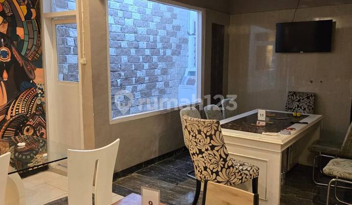 DISEWAKAN RUMAH USAHA RAYA DARMO BARU BARAT DISEWAKAN RUMAH USAHA RAYA DARMO BARU BARAT