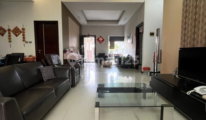 Dijual Rumah Darmo Permai Timur 2