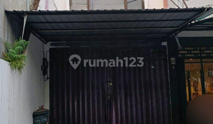 Rented Shop House on Nginden Main Road