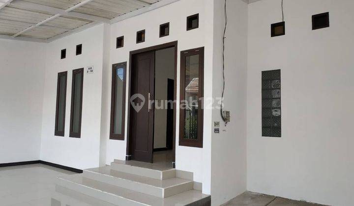 DISEWAKAN RUMAH MANYAR - KOSONGAN 2