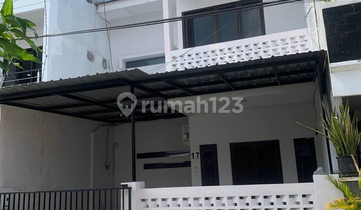 For Rent Puri Asri Pakuwon City House - AC - Water Heater For Rent Puri Asri Pakuwon City House - AC - Water Heater