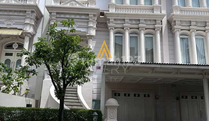 Sewa Rumah The Villas MOI Kelapa Gading Square Sewa Rumah The Villas MOI Kelapa Gading Square