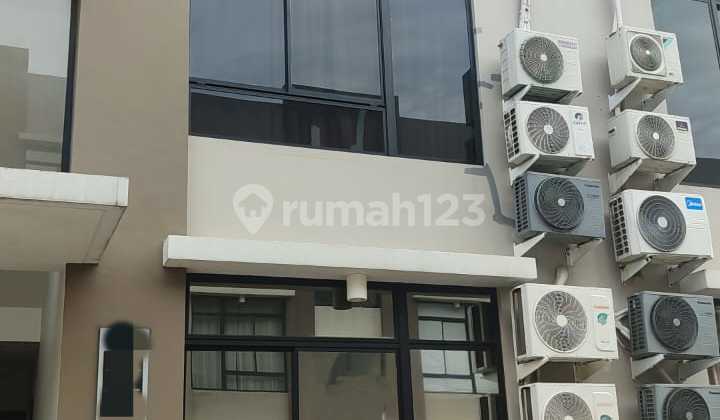 Dijual Condotel Green Royal Lantai Bawah Semi Furnish