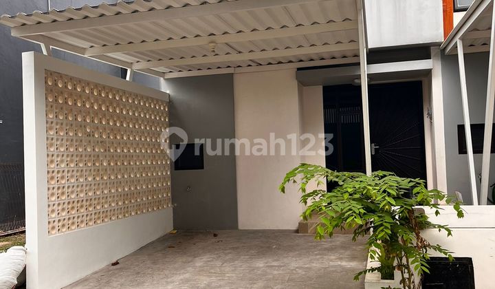 Disewa Rumah Minimalis Modern Semifurnish di Metland Puri