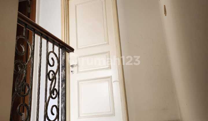 Disewa Rumah Siap Huni West Europe Green Lake City 2