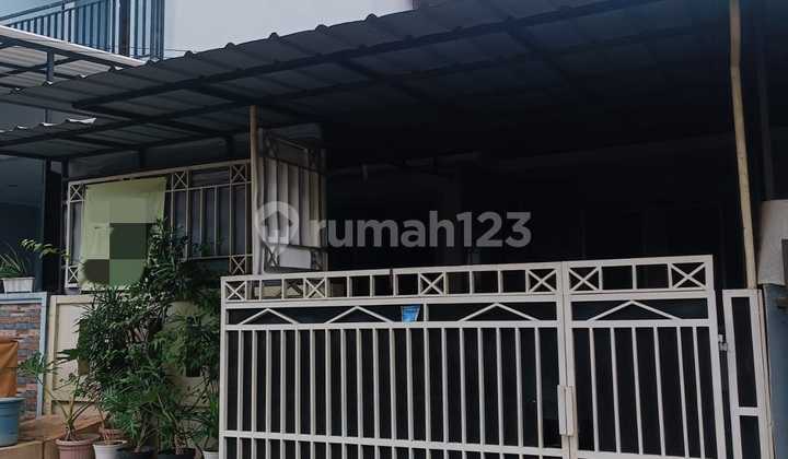 Turun Harga Harus Terjual Rumah Siap Huni di Metro Permata Turun Harga Harus Terjual Rumah Siap Huni di Metro Permata