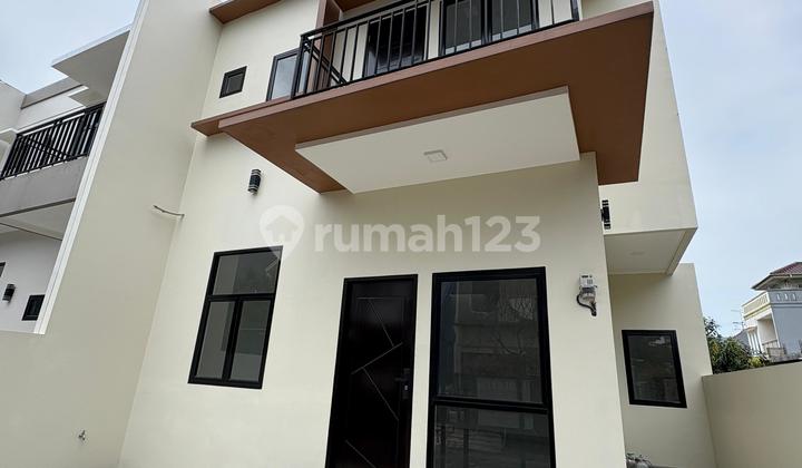 For Rent Hoek Brand New House Metland Puri